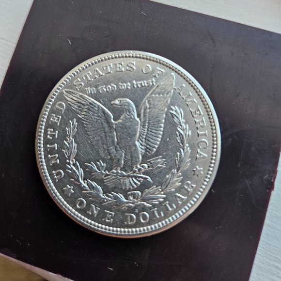 1921-S (San Francisco) MORGAN SILVER DOLLAR- IN PROTECTIVE CAPSULE, UNCIRCULATED - Picture 2 of 2